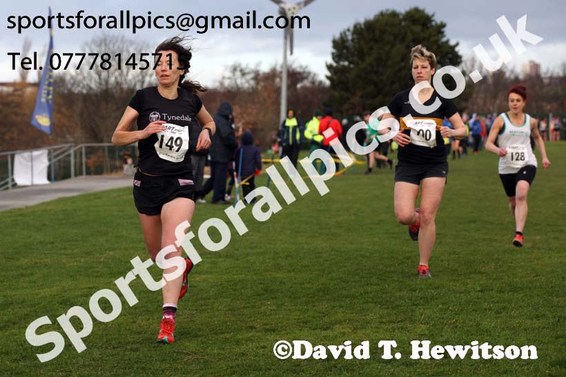 Senior womens and veteran Cathedral Relays, Birtley. Photo:  David T. Hewitson/Sports for All Pics